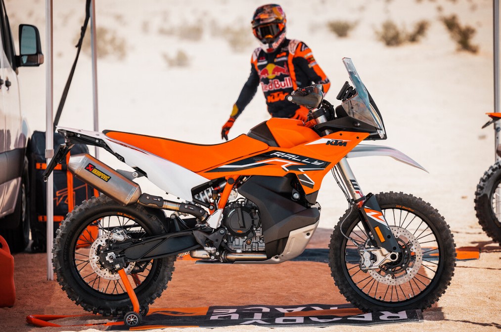 a KTM 890 Adventure Rally 2024 em 20 de setembro The Riders Histories