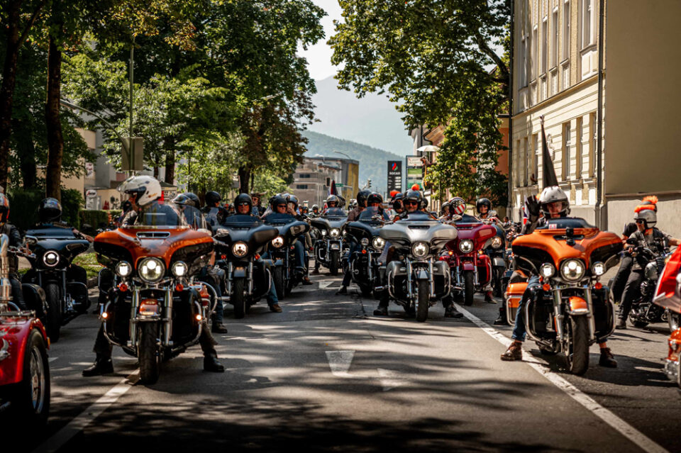 Harley Davidson European Bike Week 2023 mais de 100.000 participantes