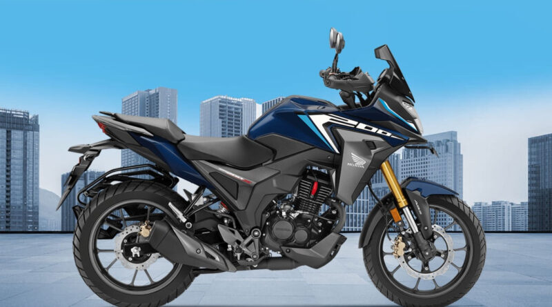 Aversa Motos - A Honda CB 200X é a mais nova moto de entrada da marca da  asa para o segmento das crossover, que são as motos com visual aventureiro,  pequena proteção