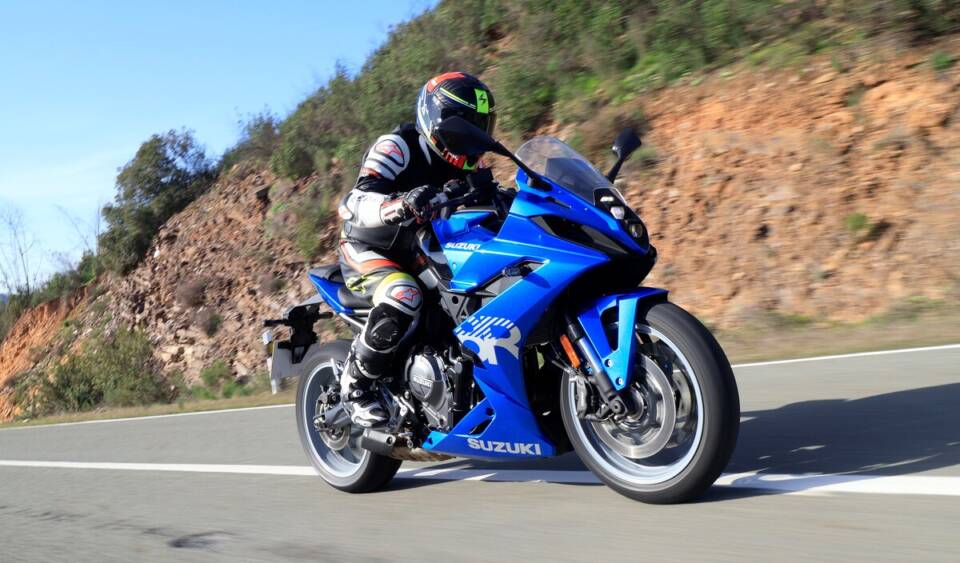 Suzuki GSX-8R