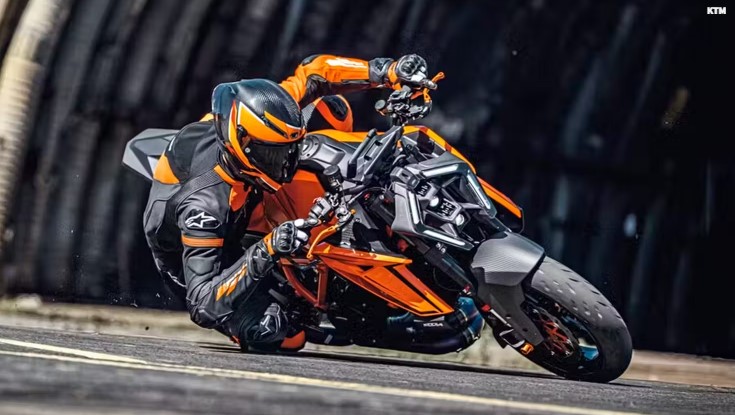 motocicleta KTM