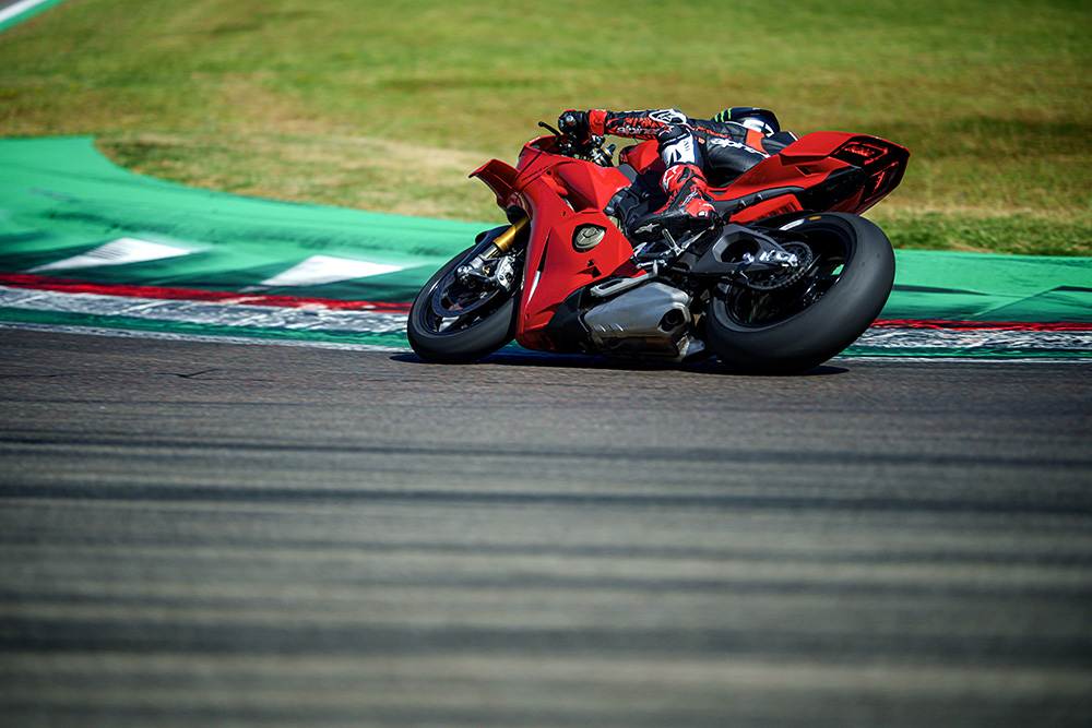 Panigale V4