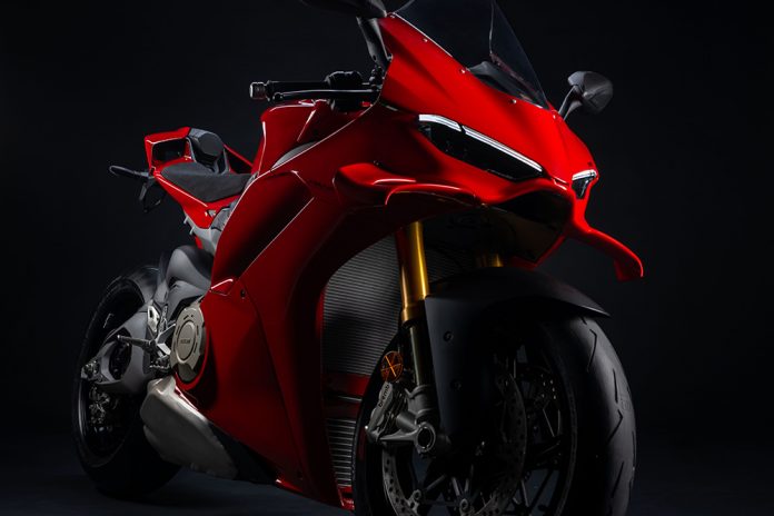 Panigale V4