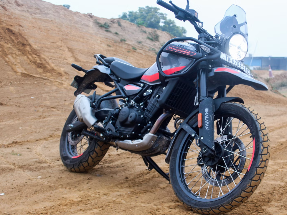 Royal Enfield Guerrilla 450 e Himalayan 450