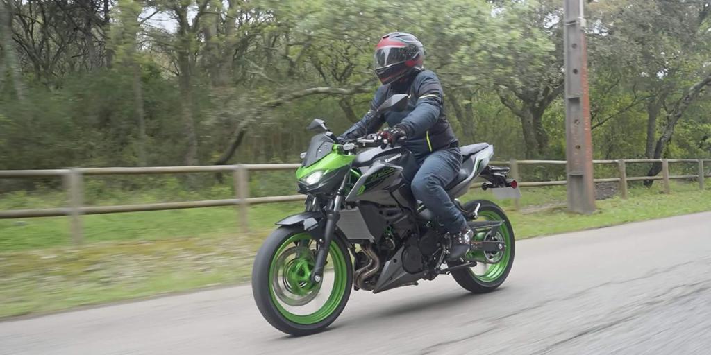 Kawasaki Z500 SE 2025