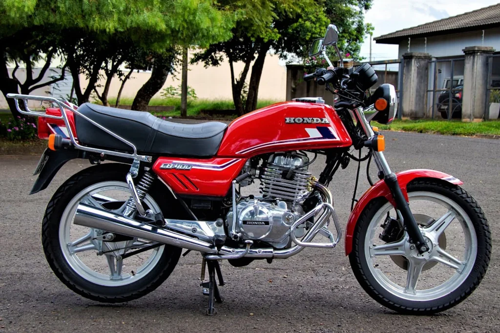 Honda CB400 2025