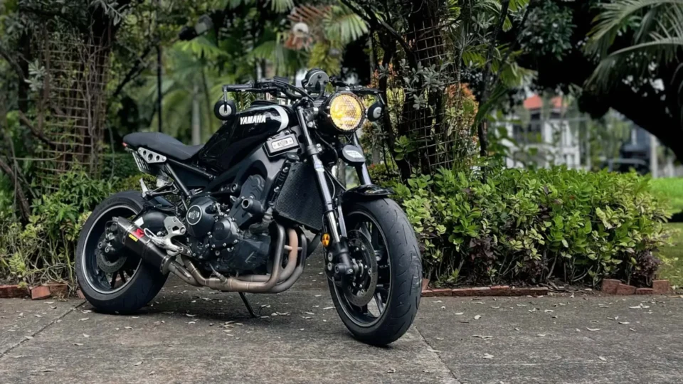 Yamaha XSR900