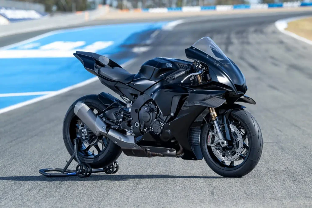  Yamaha R1 Race e R1 GYTR