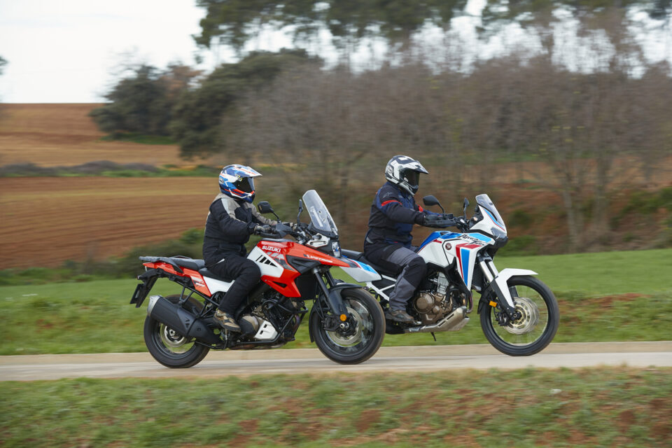 Honda CRF1100L Africa Twin vs. Suzuki V-Strom 1050 XT