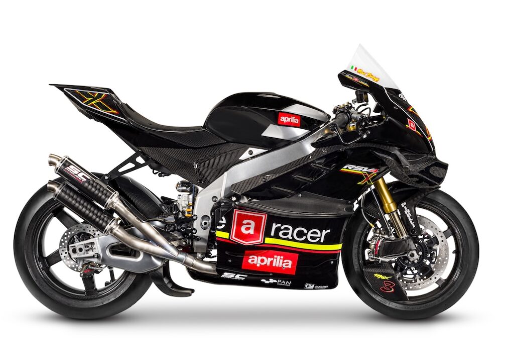 Aprilia RSV4 X ex3ma