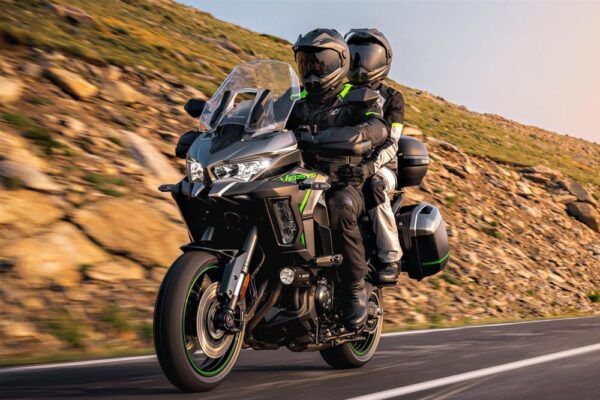 Nova Kawasaki Versys 1100 2025