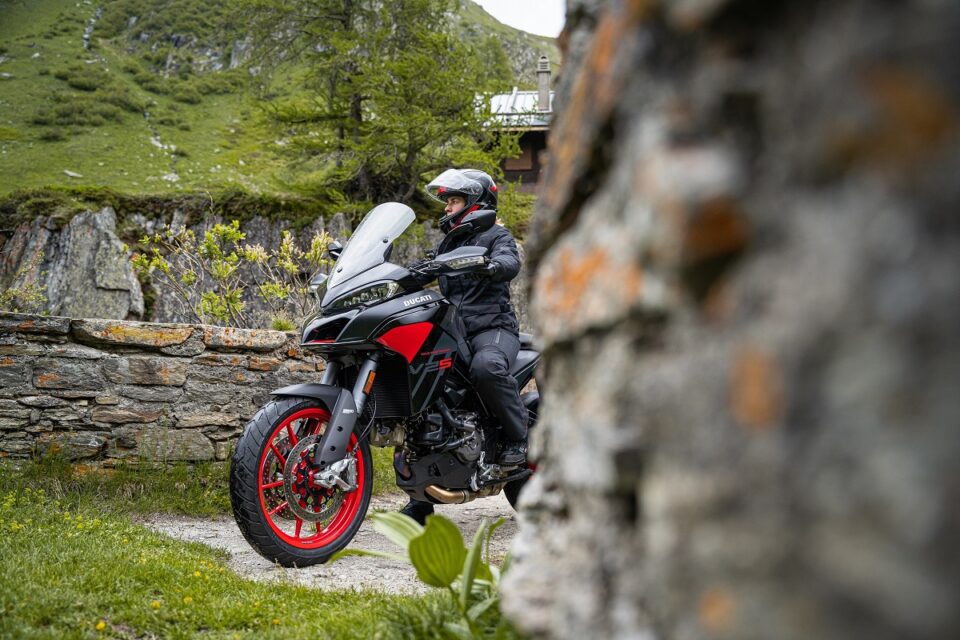 Ducati Multistrada V2