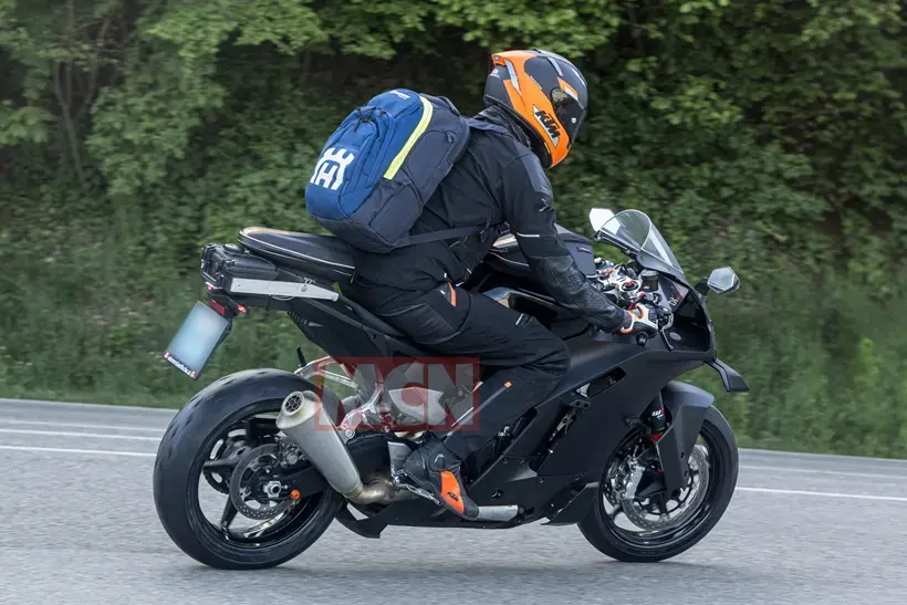 KTM 990RC R 2025