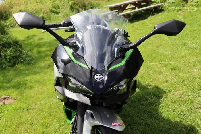 Kawasaki Ninja 7 Híbrido 2025