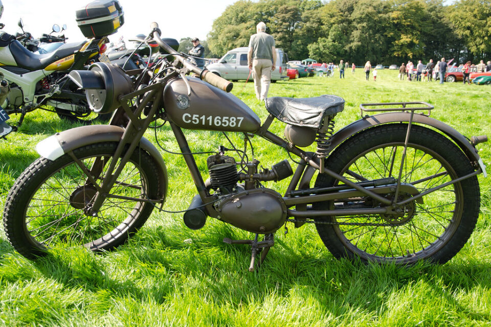 Flying Flea da Royal Enfield