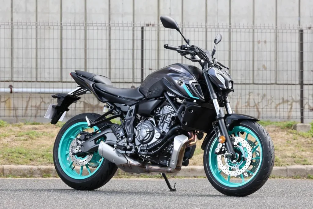 2025 novo MT-07 adiciona Y-AMT