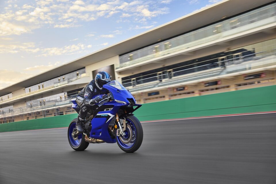 Yamaha R9 revelada