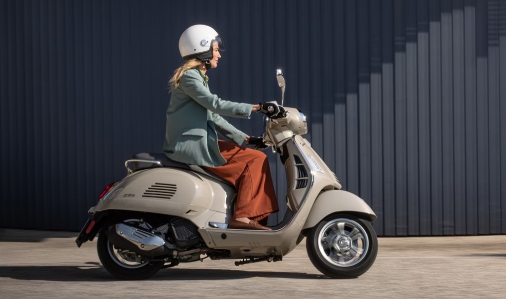  Vespa GTS 31