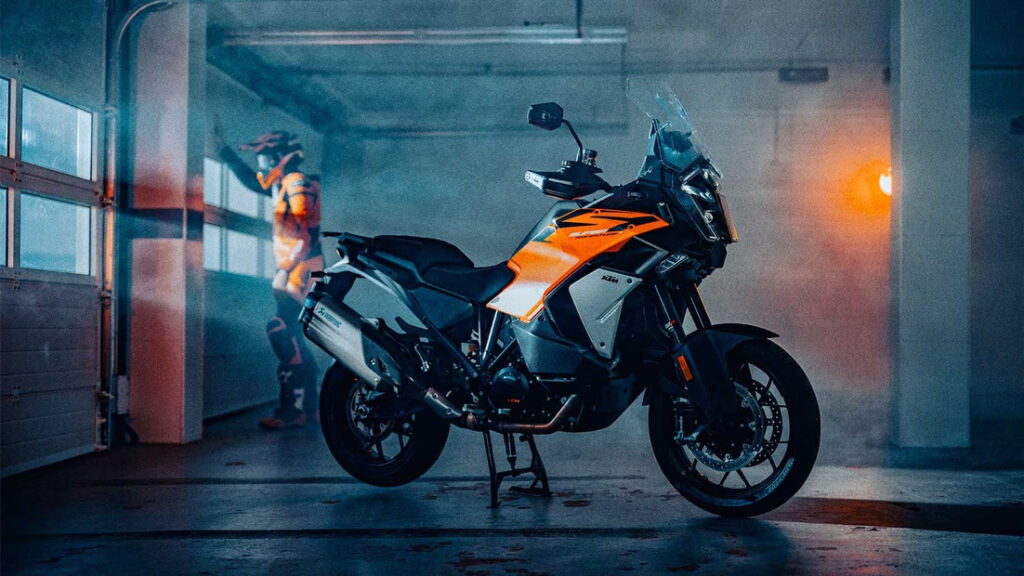 KTM 1390 Super Adventure S Evo