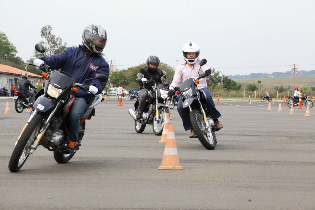 Aprenda as técnicas básicas para pilotar 