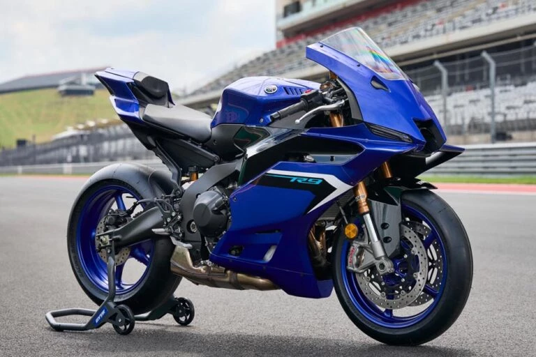 Yamaha R9 2025