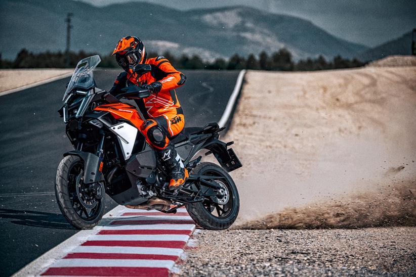 KTM 1390 Super Adventure S EVO