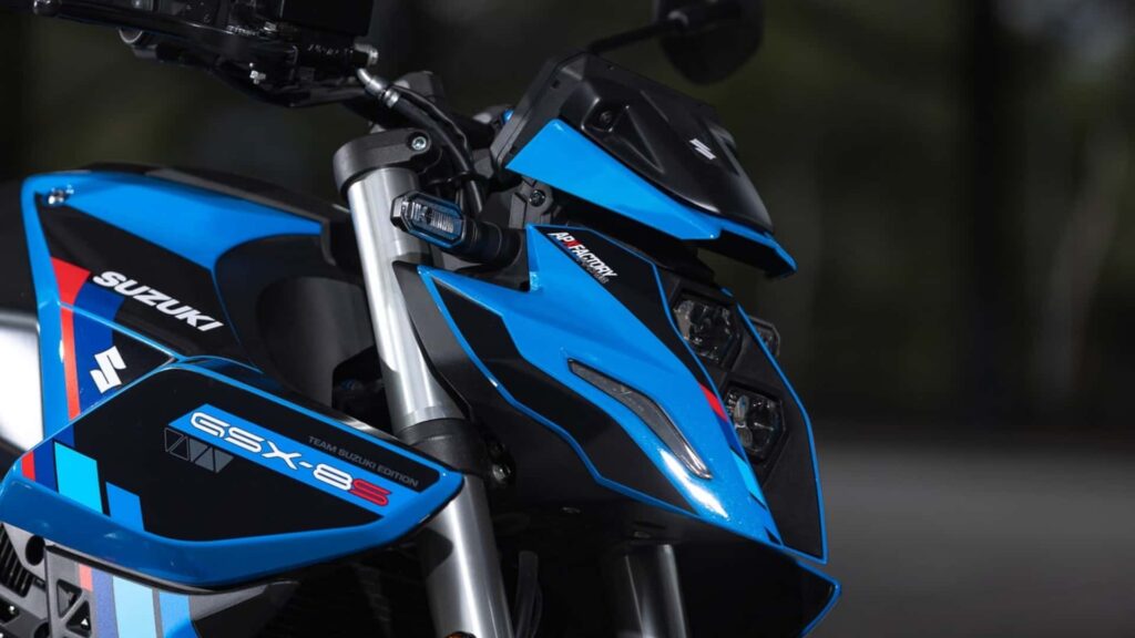 GSX-8S Team Suzuki Edition