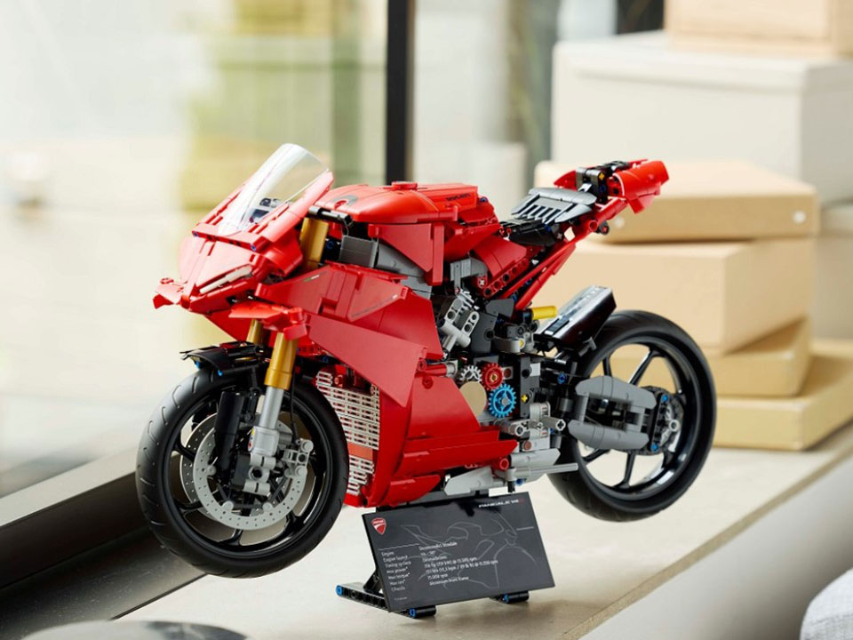 LEGO Technic e Ducati Panigale V4 S