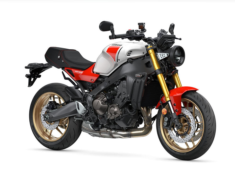 Yamaha XSR900 2025