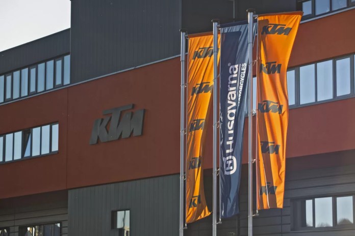 KTM Reduz Produção