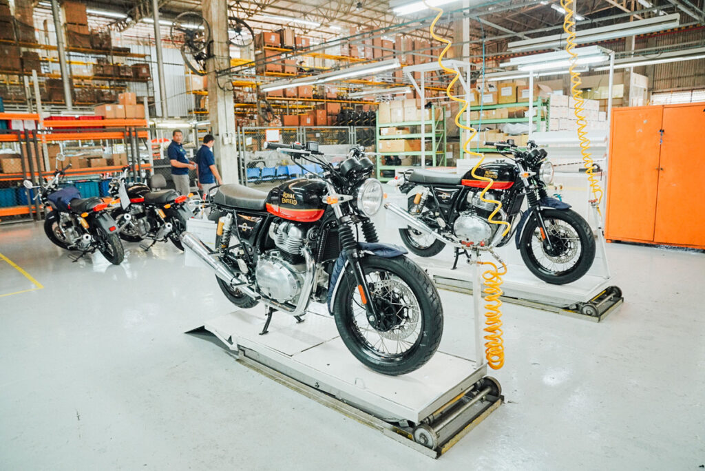 Royal Enfield acelera produção