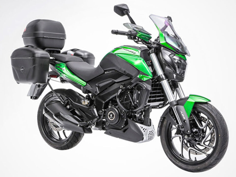 Bajaj Dominar