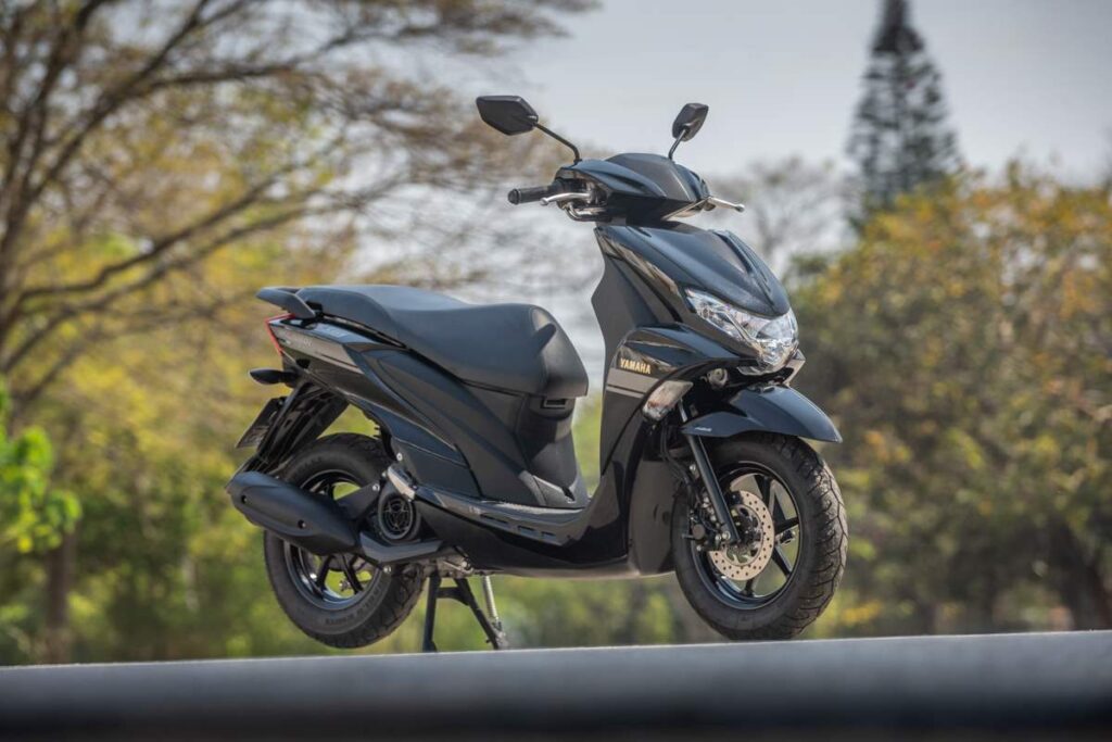 Yamaha Fluo ABS vs Honda Elite 125