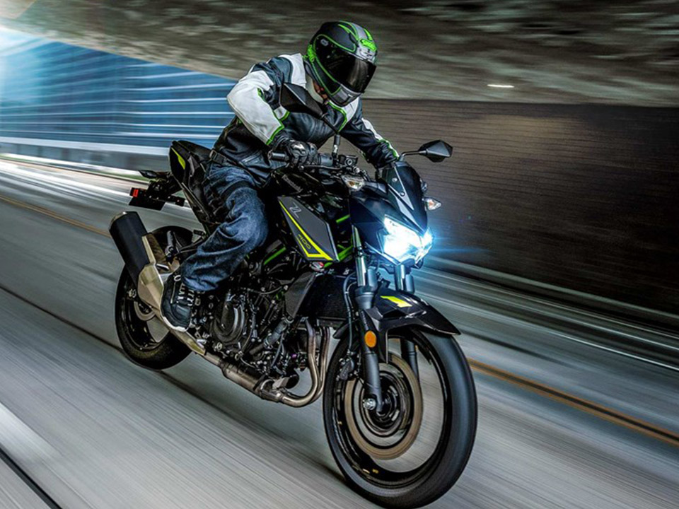 Yamaha MT-03 vs Kawasaki Z400