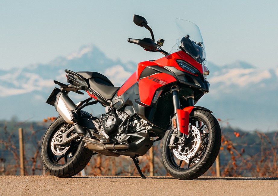 Ducati Multistrada V2 2025