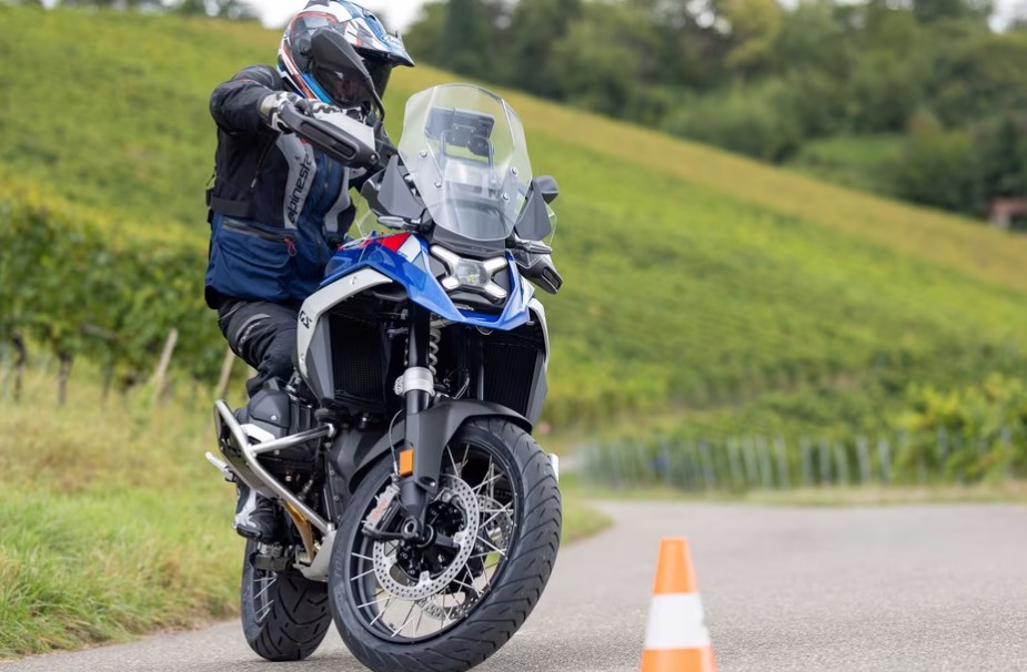 BMW R 1300 GS e o Sistema ASA