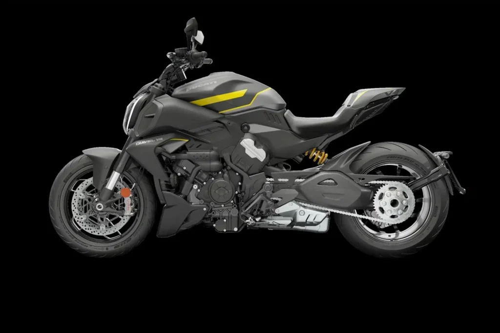  Ducati Diavel V4 2025