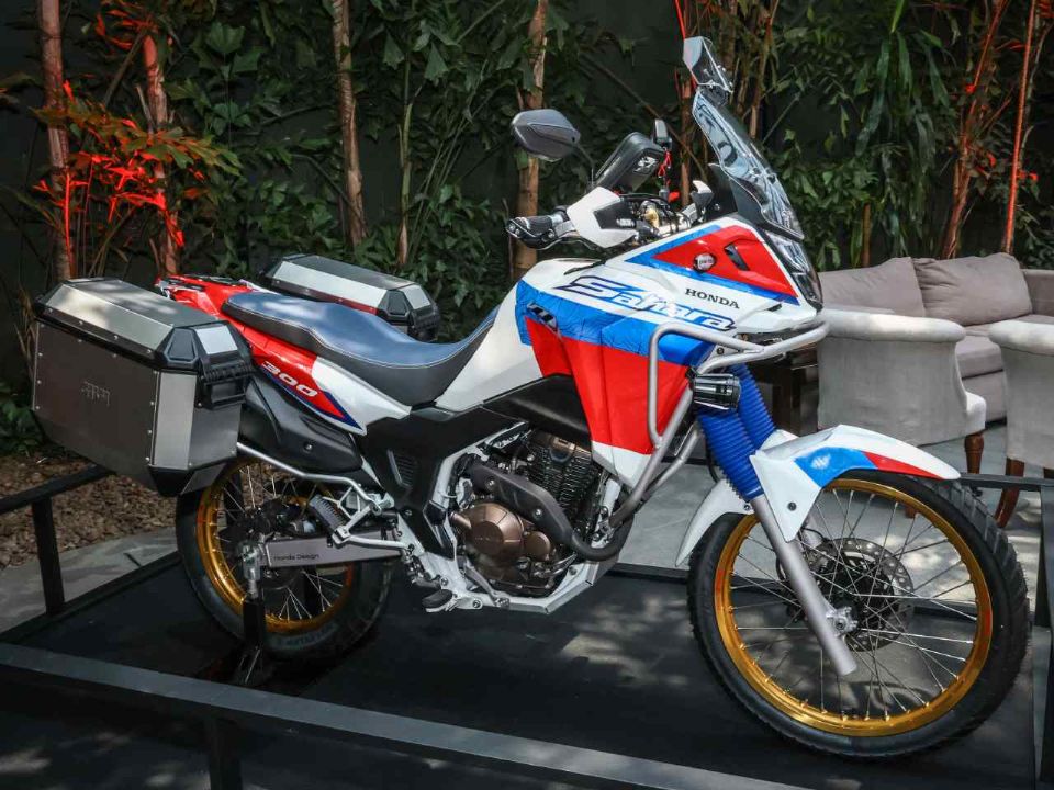 Honda Sahara 300 Mini-Africa Twin