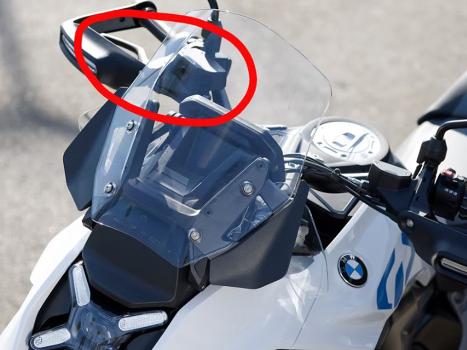 BMW R 1300 GS enfrenta problemas no sistema de freios