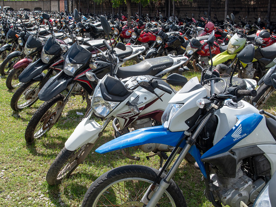 Moto de Leilão