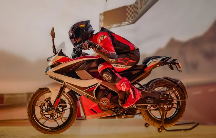 Bajaj Pulsar RS200