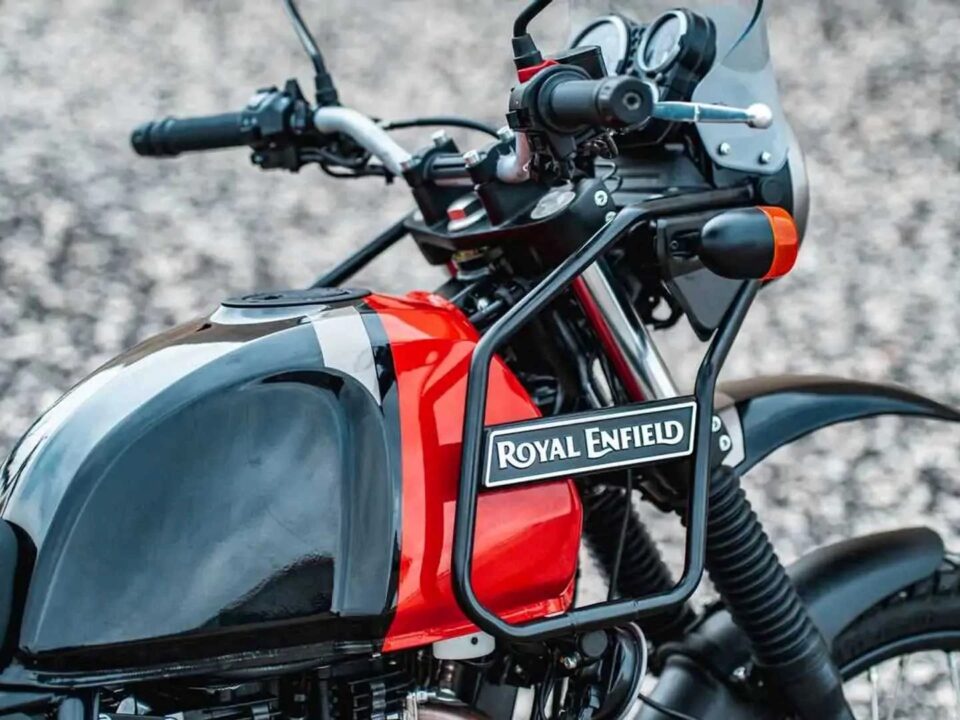 Quantos km por litro faz a Royal Enfield Himalayan