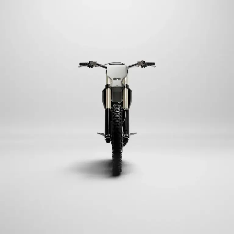 Dust Moto Hightail