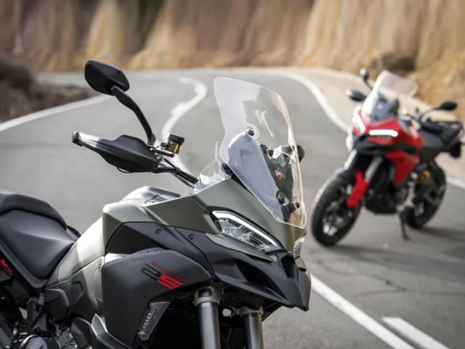 Ducati Multistrada V2 2025