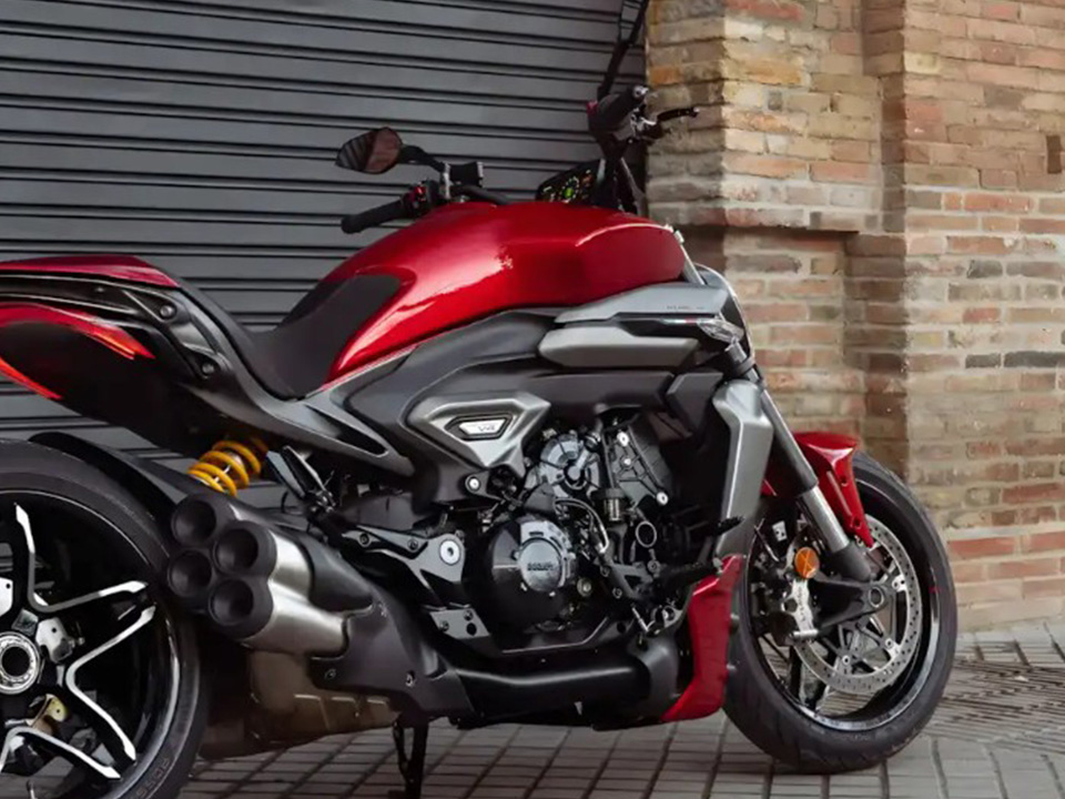 Ducati XDiavel V4 2025 chega com motor V4