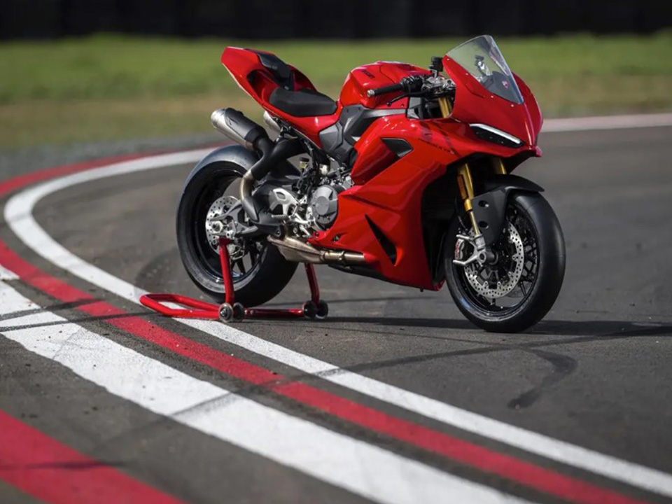 Testamos a Ducati Panigale V2 S