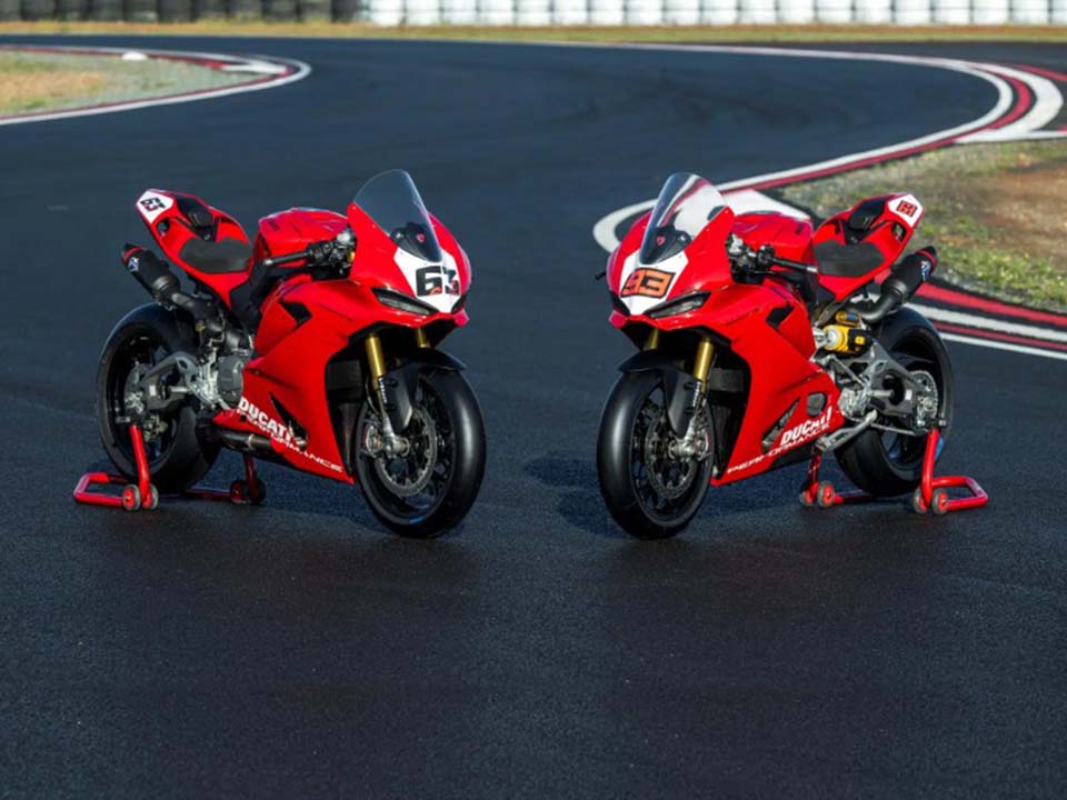 Ducati Panigale V2 2025