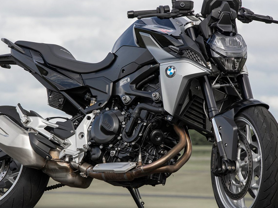 BMW F 900 R 2025