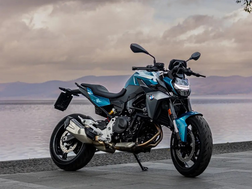 BMW F 900 R 2025