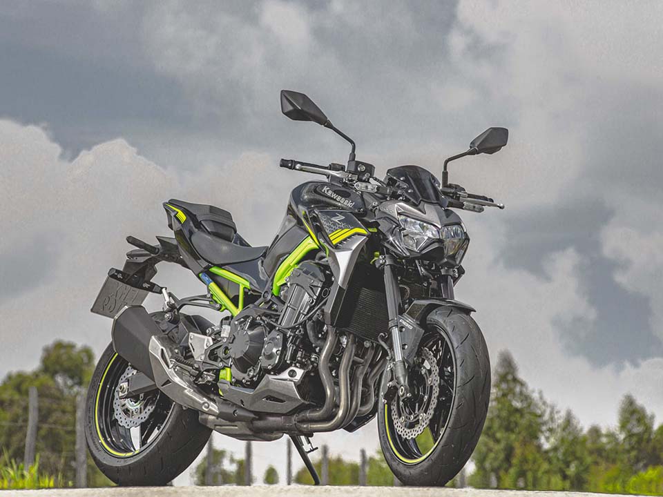 Kawasaki Z900 2025